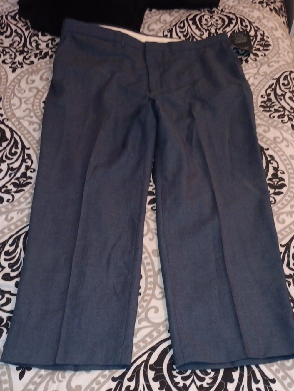 Haggar Men's Dress Pants in Dark Gray